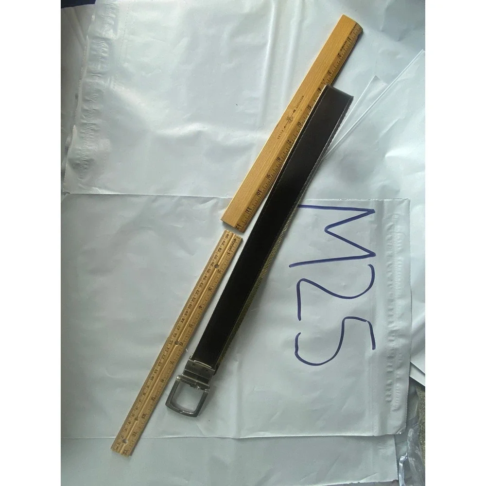 Unbranded Black Leather Belt with‎ Silver Eyelets Medium